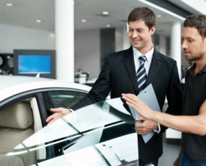 ¿Qué necesitas para rentar un auto en E.U.?