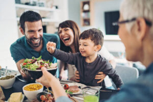 Juegos de cocina para aprender y comer mejor en familia: cuando la diversión alimenta más que el plato