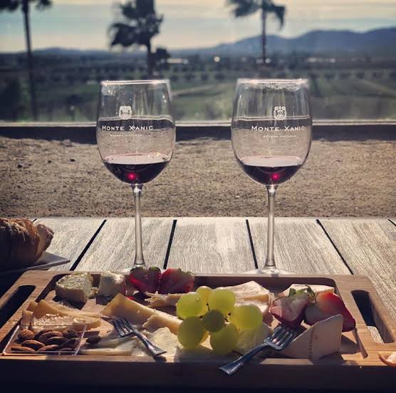 vino en valle de guadalupe